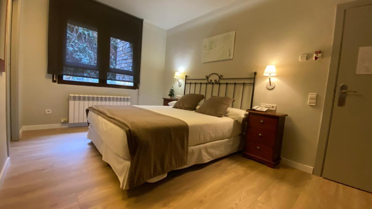 Roca Blanca Otel Espot Dış mekan fotoğraf