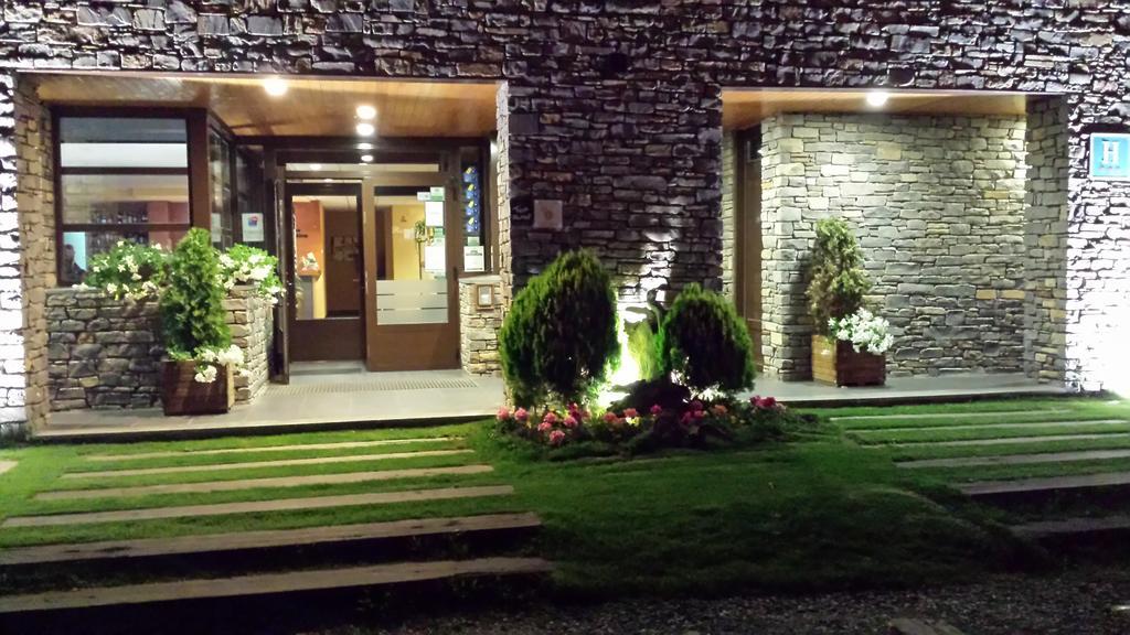 Roca Blanca Otel Espot Dış mekan fotoğraf