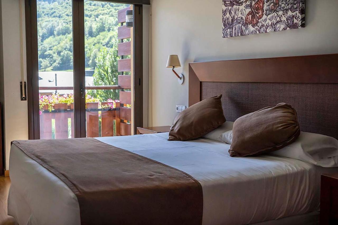 Roca Blanca Otel Espot Dış mekan fotoğraf