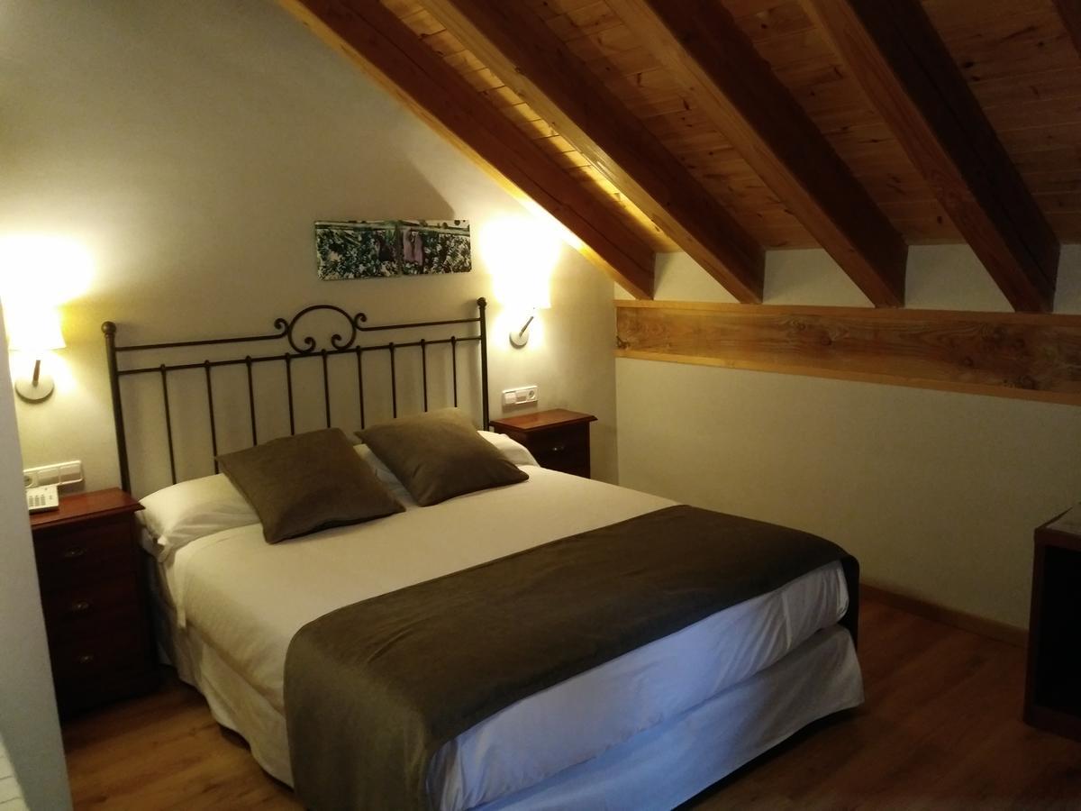 Roca Blanca Otel Espot Dış mekan fotoğraf